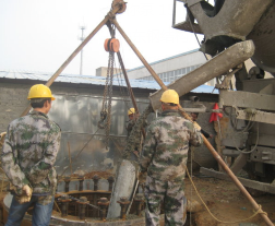 手拉葫蘆輕松協助壓氣站設備完成吊裝